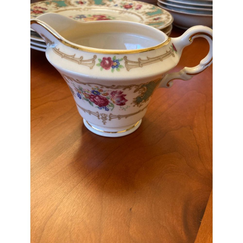 Syracuse Old Ivory-Romance Green, gold rim creamer  Excellent Condition!